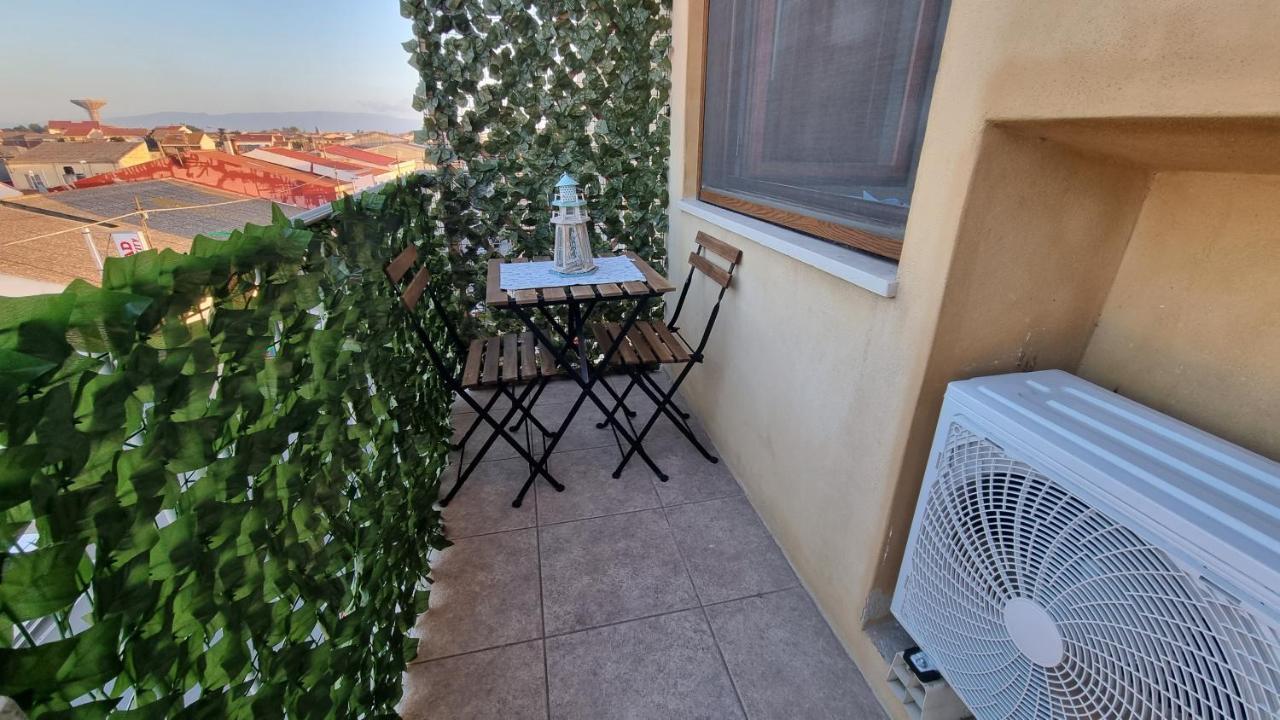 Appartamento Is Arutas Càbras Esterno foto